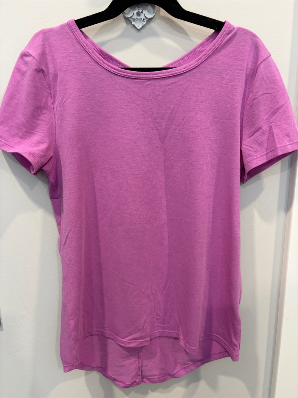 Zella Girl Short Sleeve Scoop Neck Tee in Magenta Pink